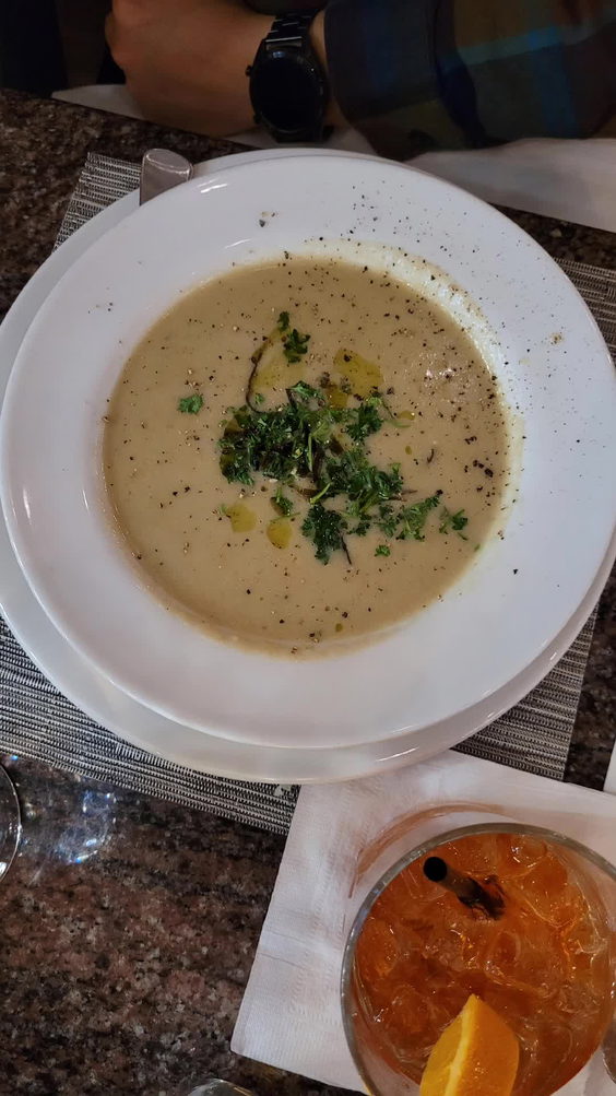 Acqua Restaurant, Patio and Bar