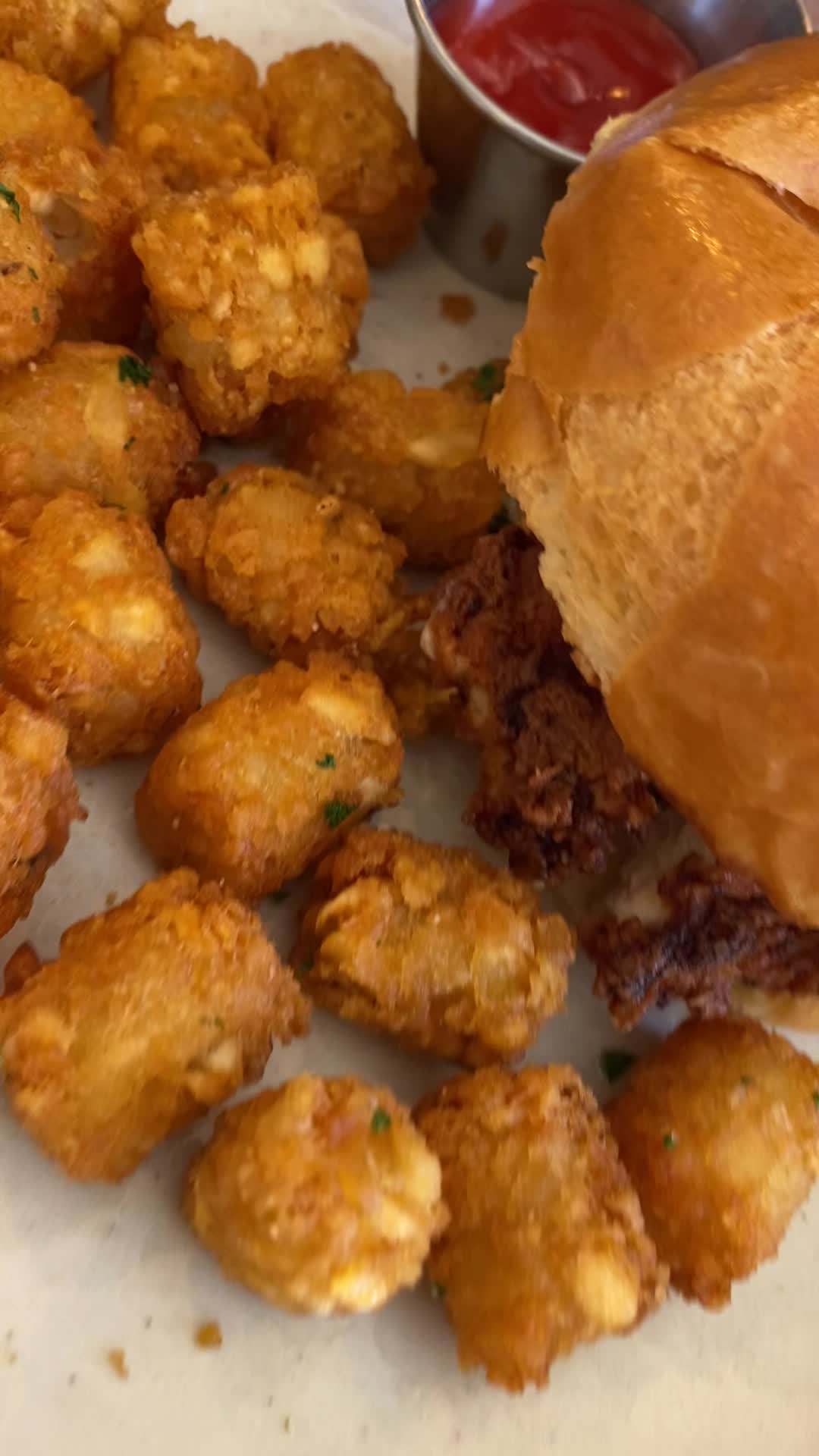 Eloise Nichols Grill & Liquors