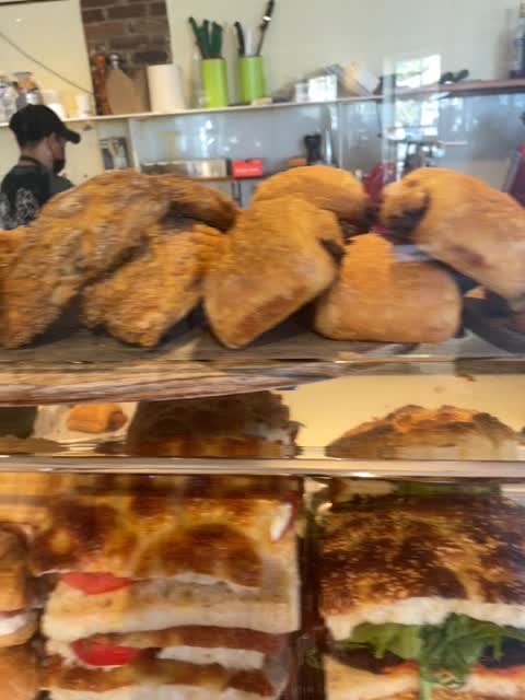 Video review of Pitango Bakery + Café