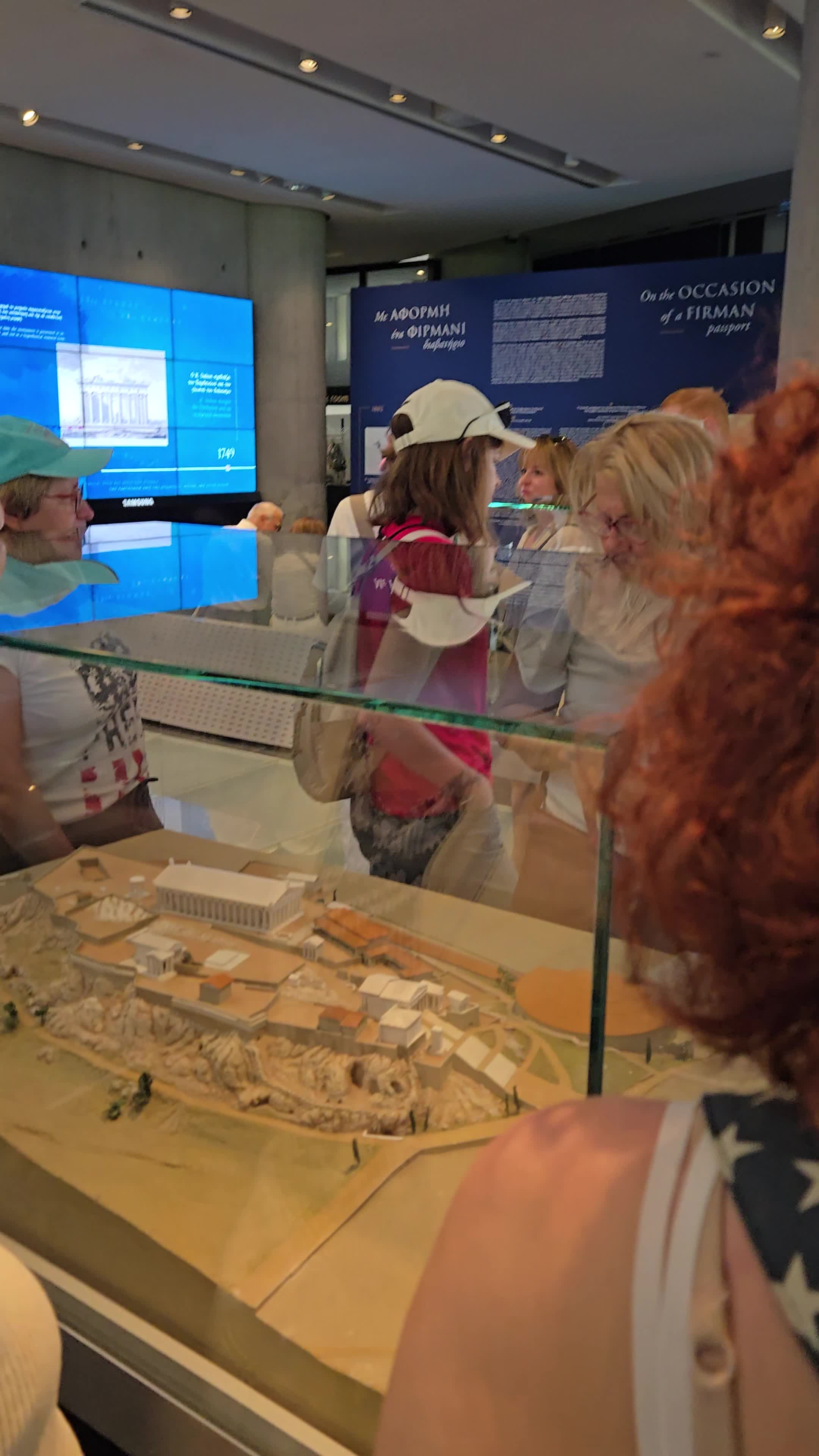Acropolis Museum (Μουσείο Ακρόπολης)