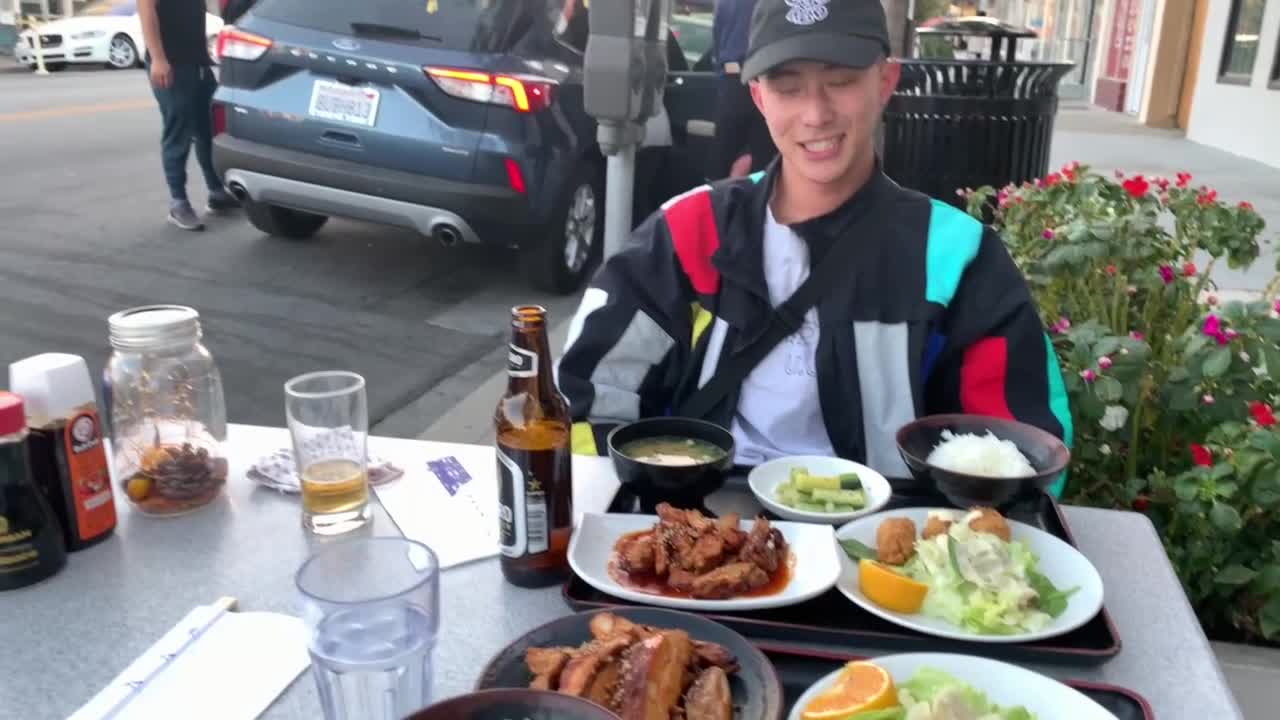 Video review of Gombei