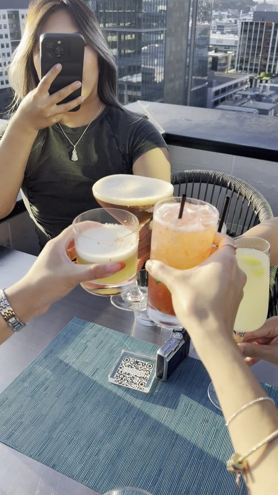 ALTITUDE Sky Lounge