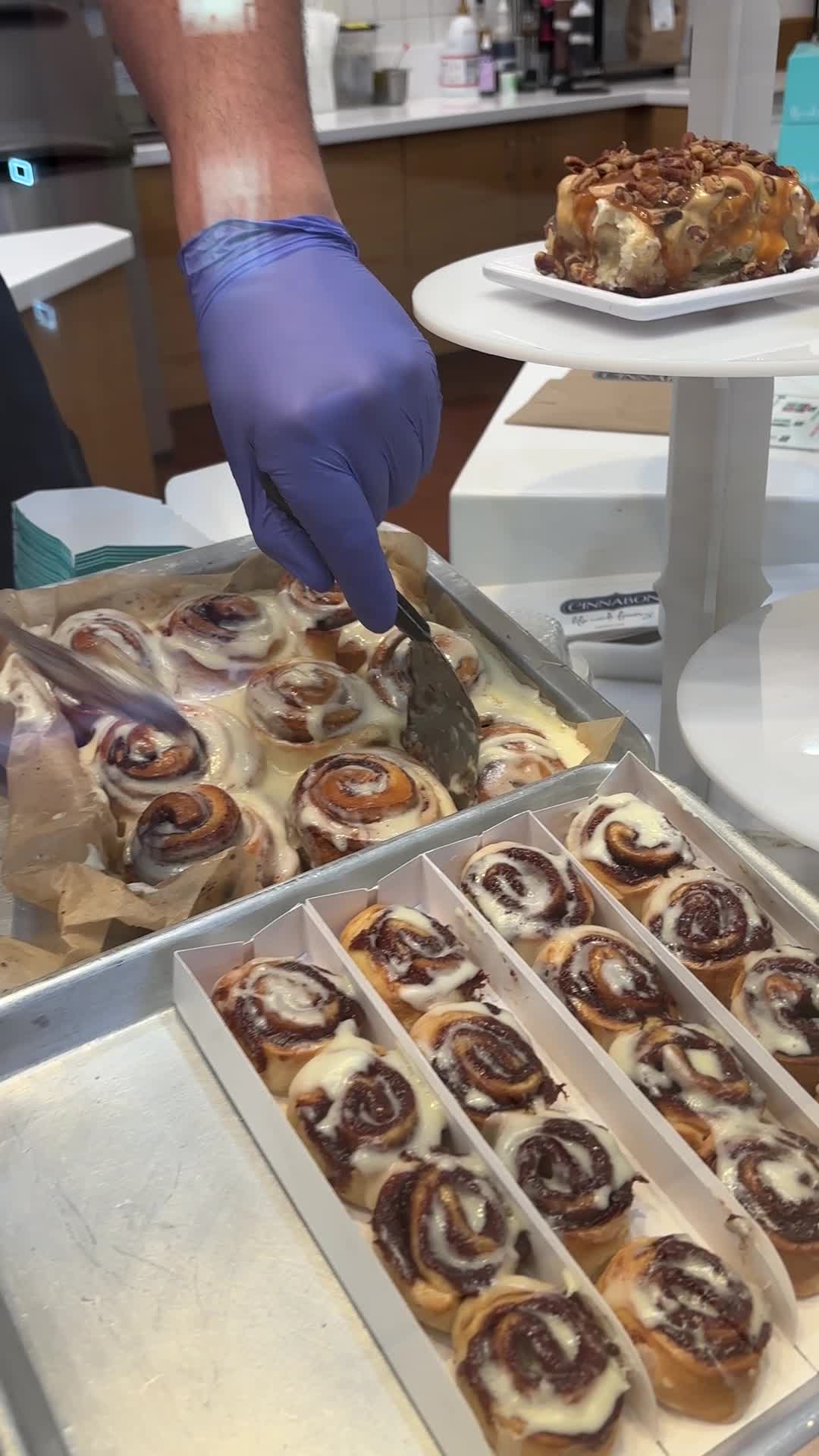 Video review of Cinnabon