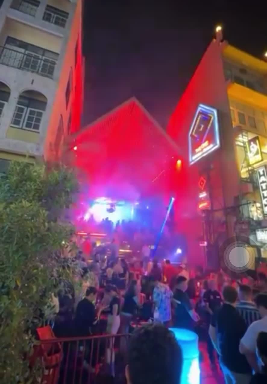 The Carette Music Bar