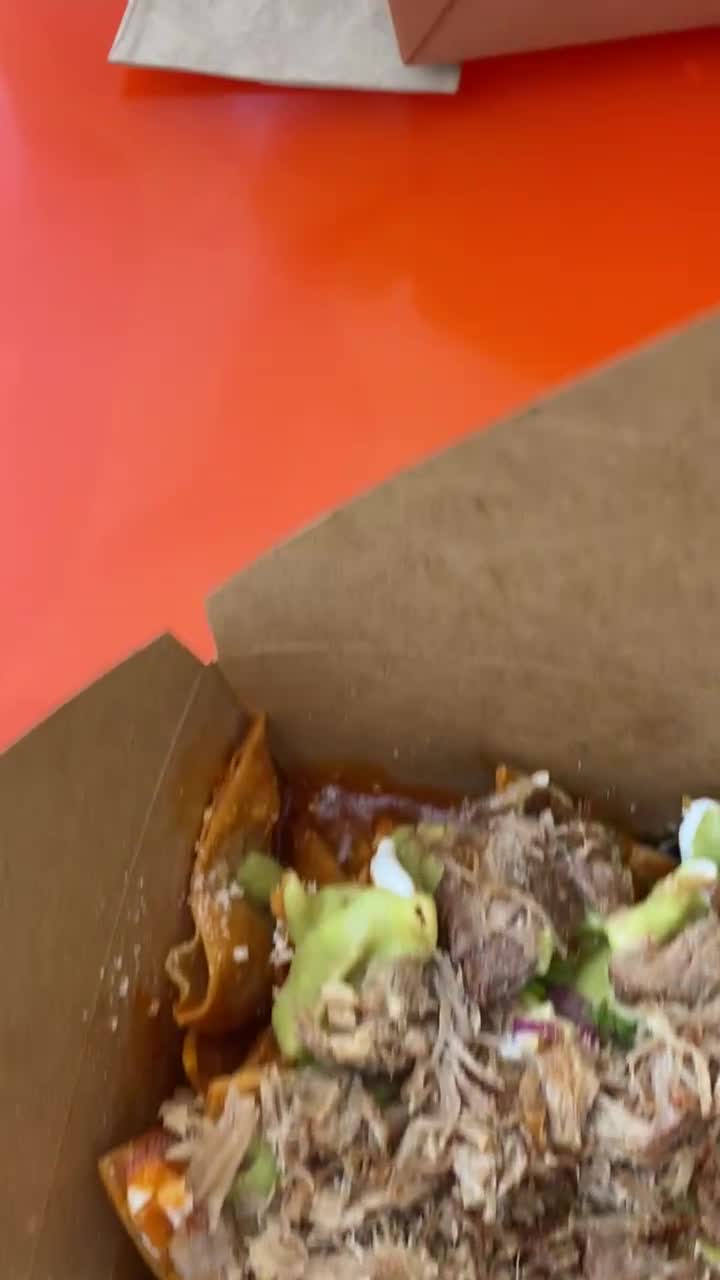 Video review of Homegirl Café