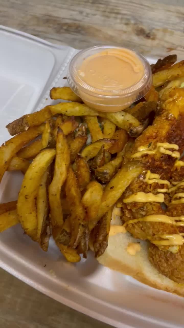 Chi Chi Birds Hot Chicken