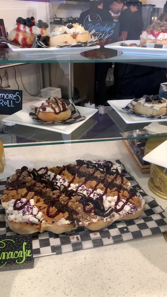 Cinnaholic