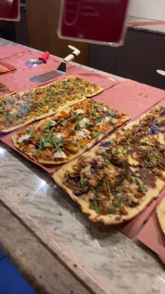 Jules Thin Crust