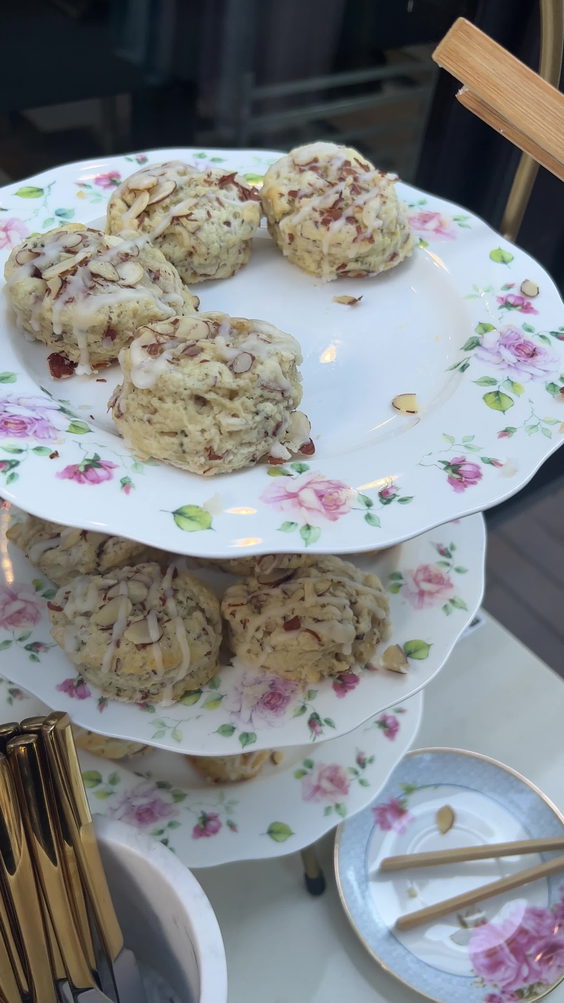 Morning Lavender Boutique & Cafe