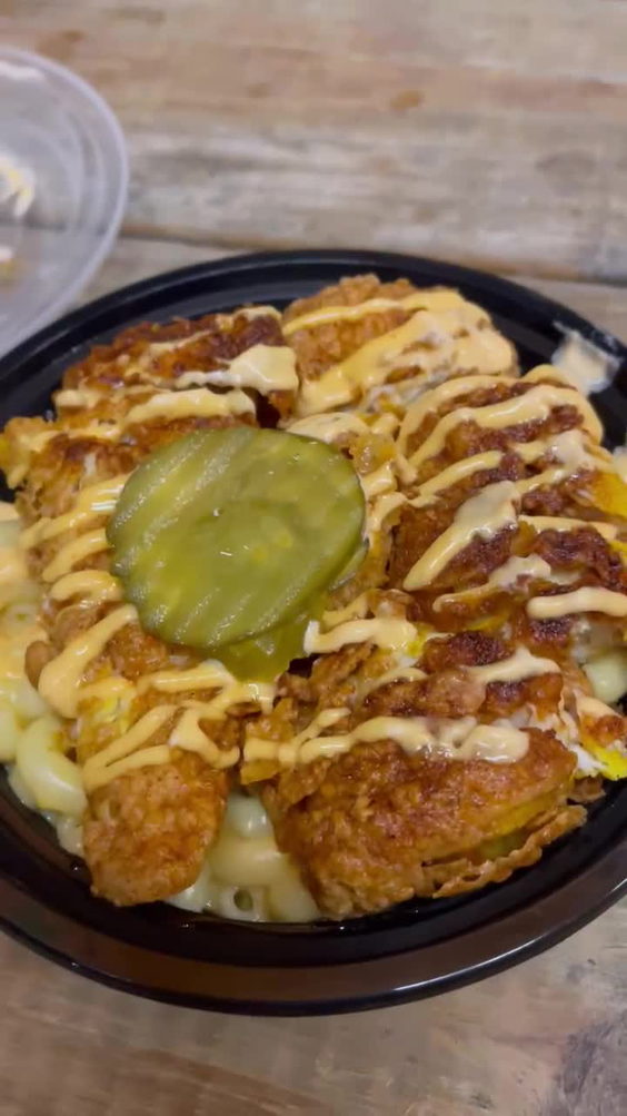 Chi Chi Birds Hot Chicken