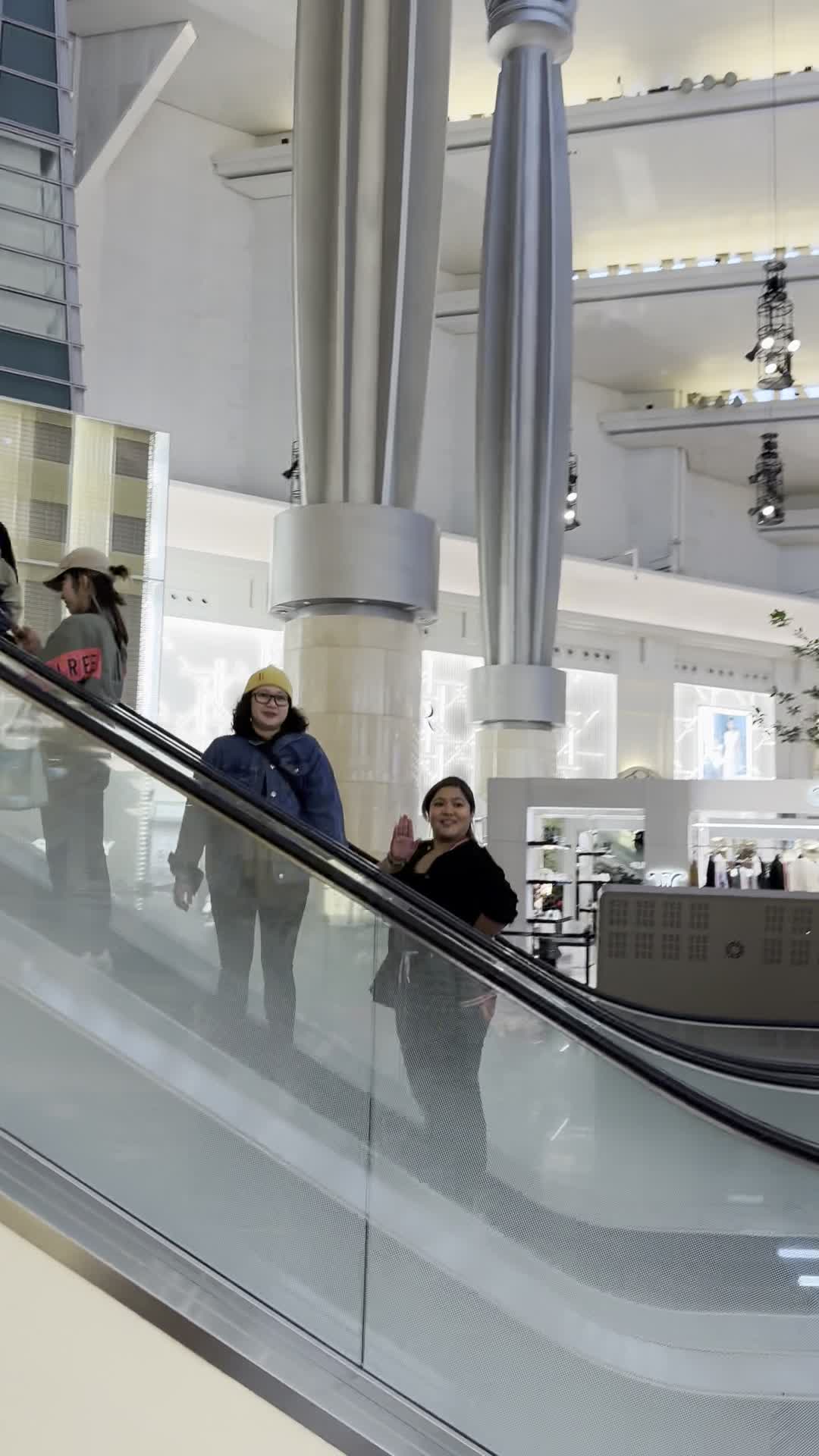 Video review of Taipei 101 (台北101)