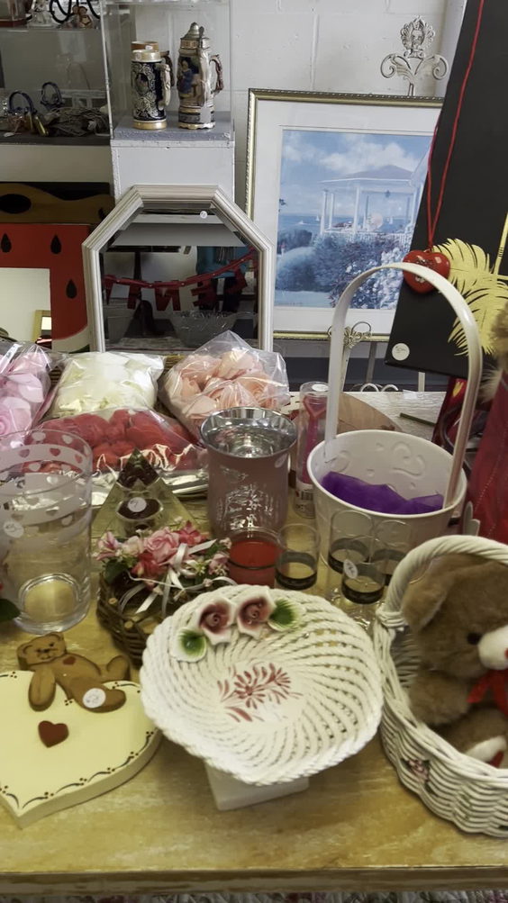 VNA Thriftique