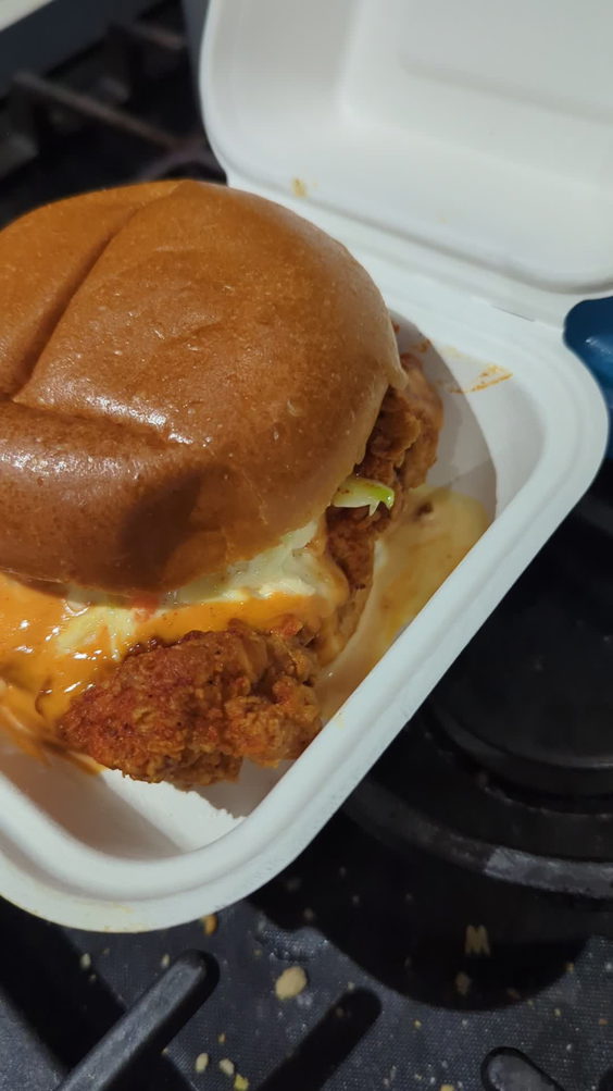 Juicy Birds Nashville Hot Chicken