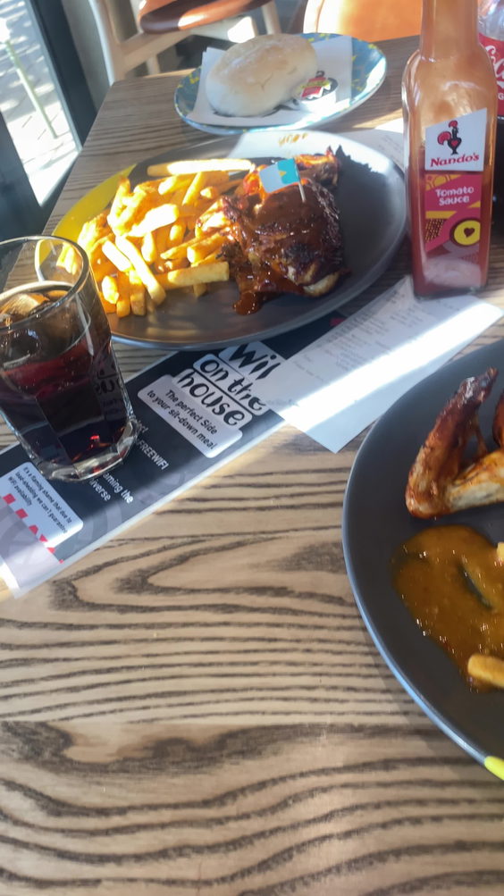 Nandos barlow park