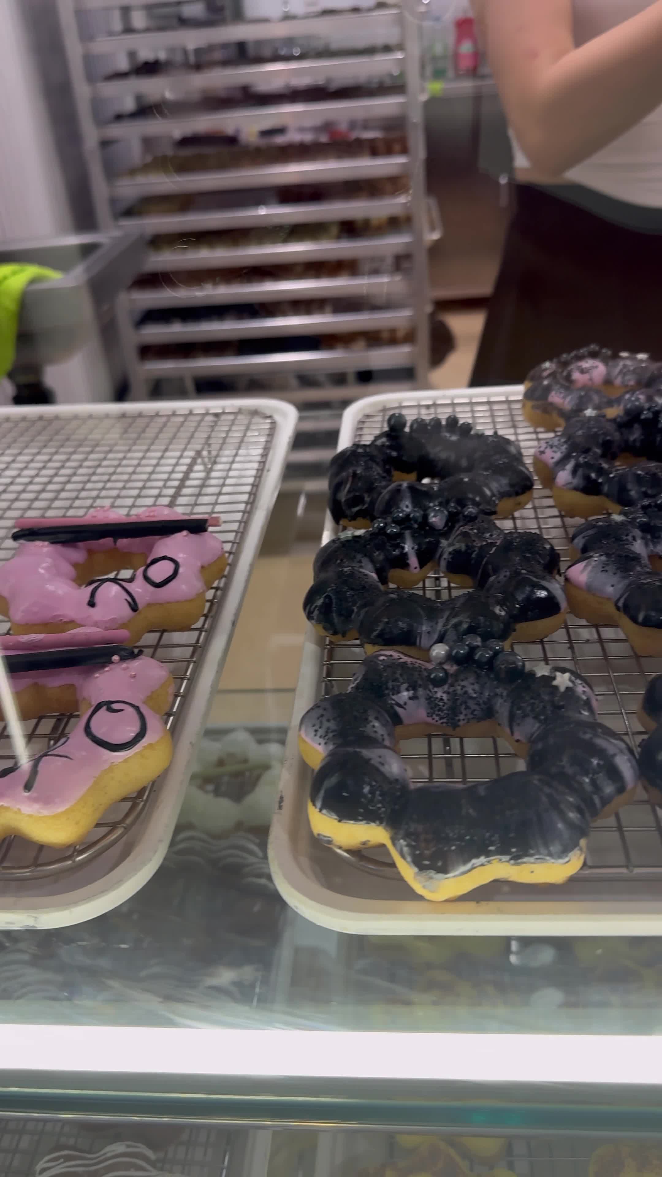 Video review of Food Building