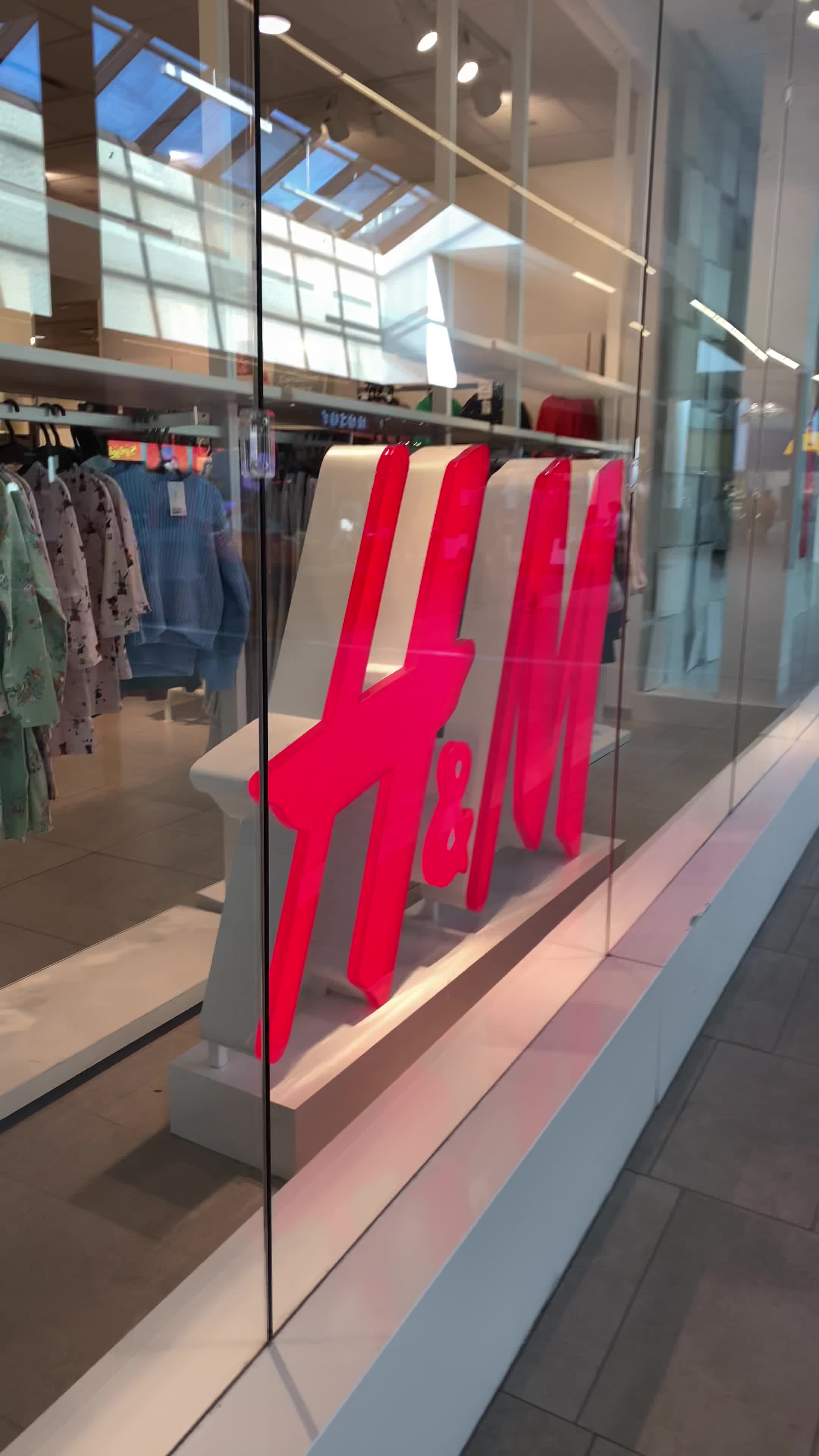 H&M