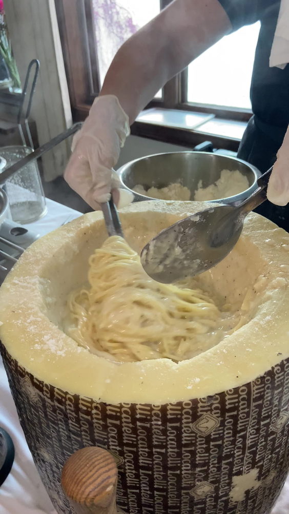 Albertinos Italian