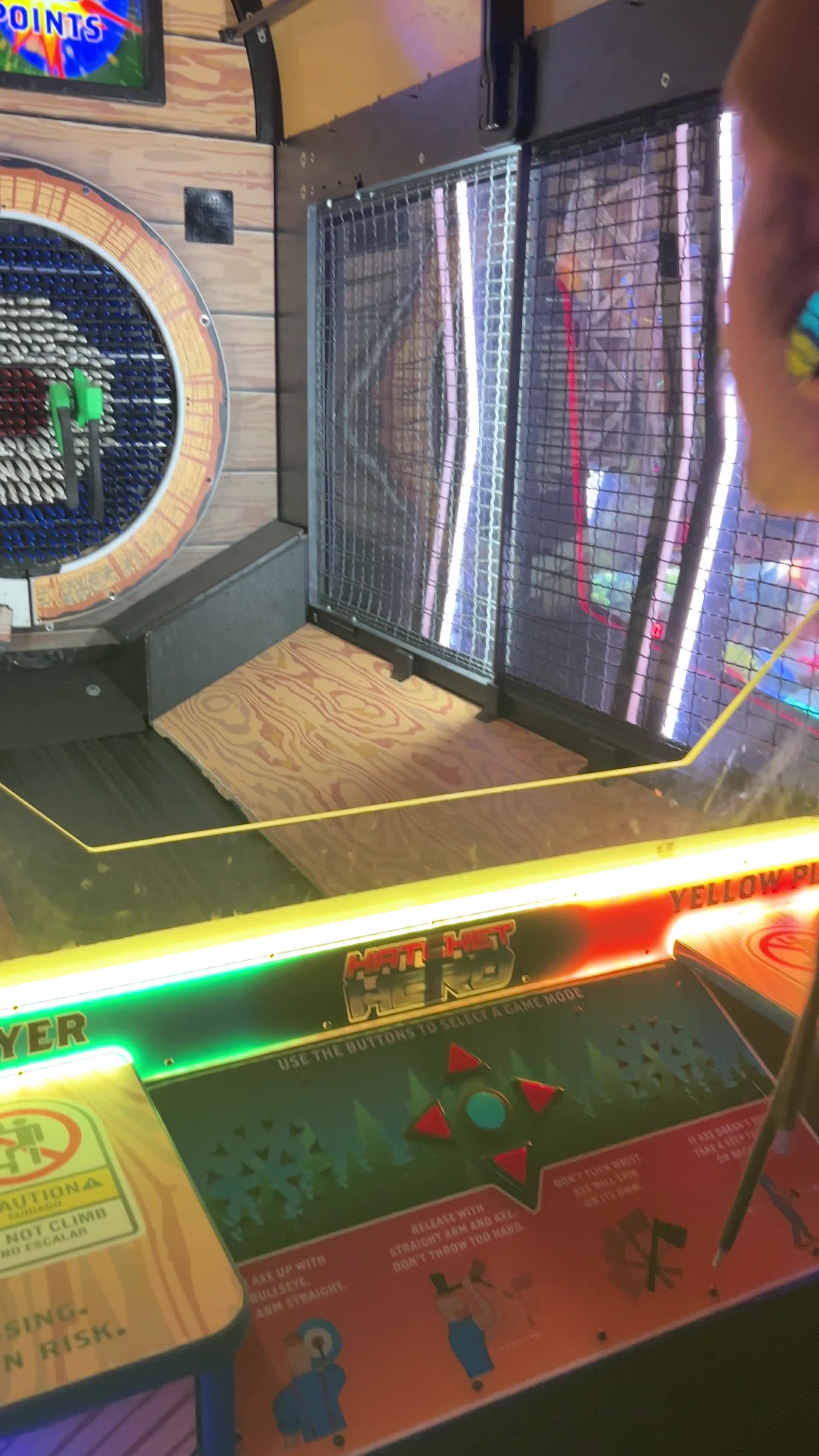 Video review of Dave & Buster's