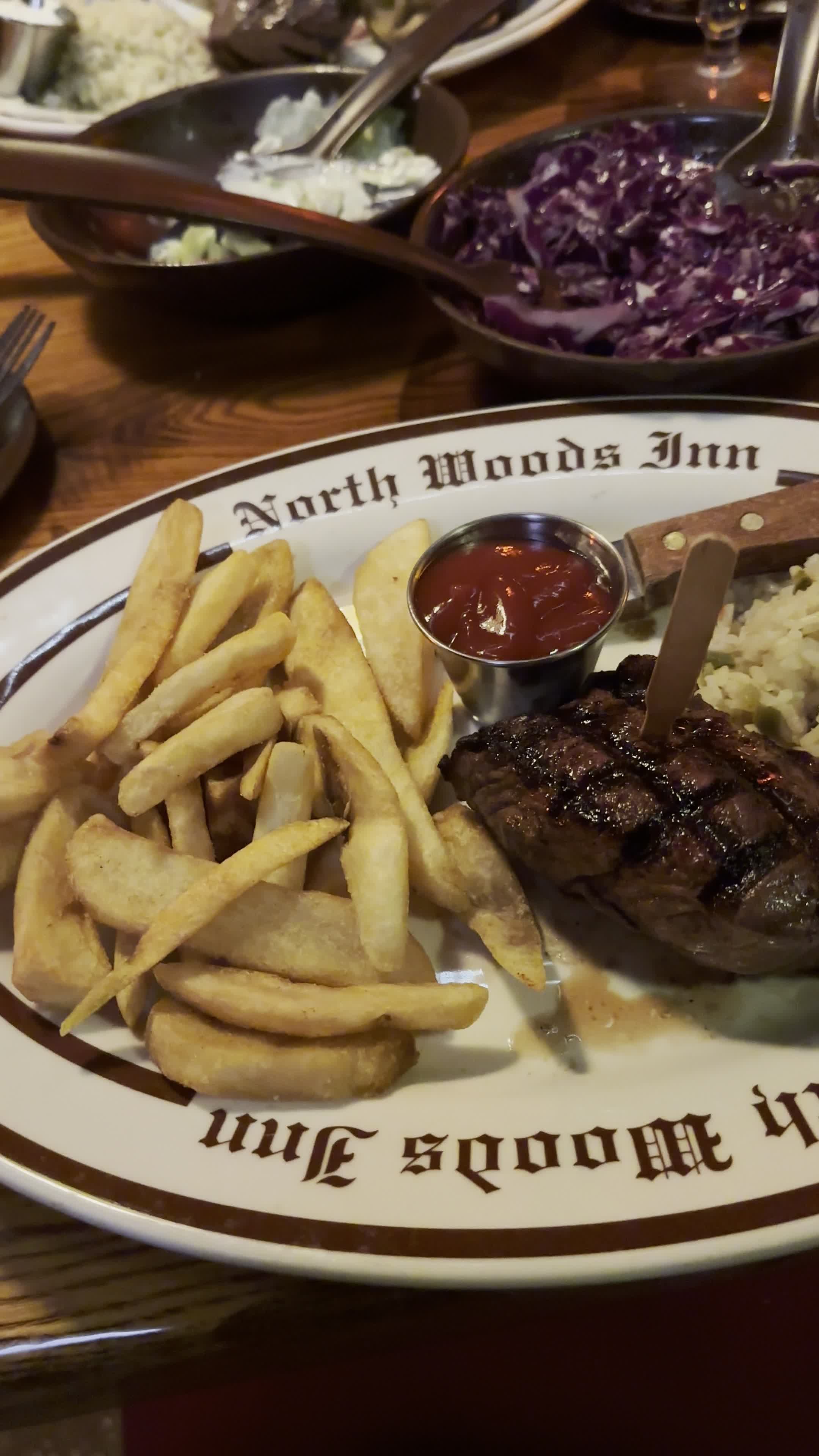 Video review of Clearman's North Woods Inn of Covina
