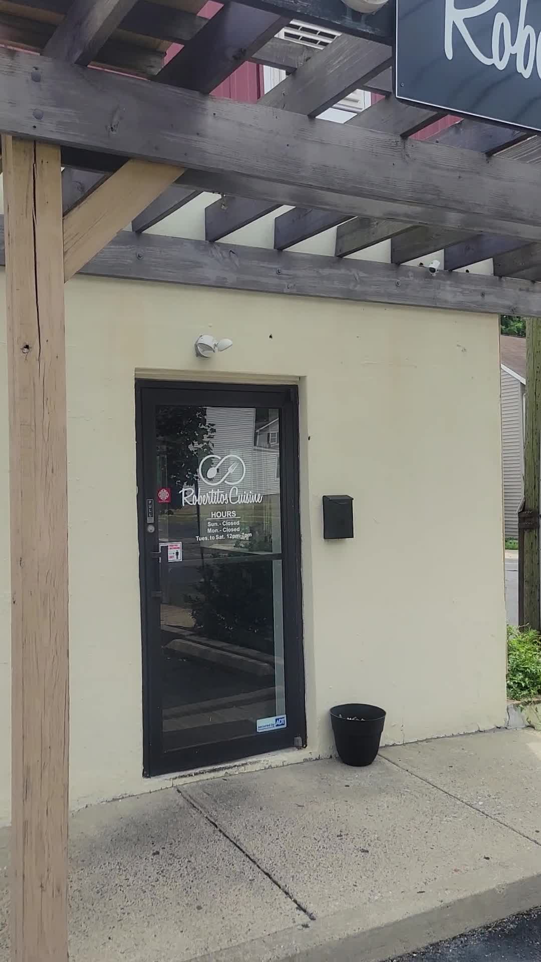 Robertitos Cuisine