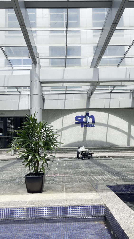 Singapore Press Holdings