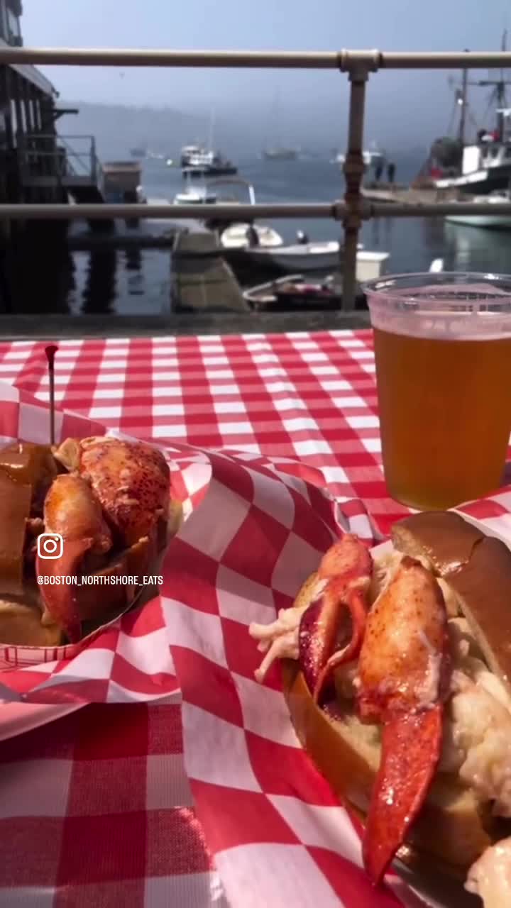 Beal's Lobster Pier