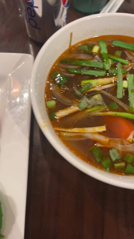 Broken Rice Restaurant Com Tam Cong Hoa