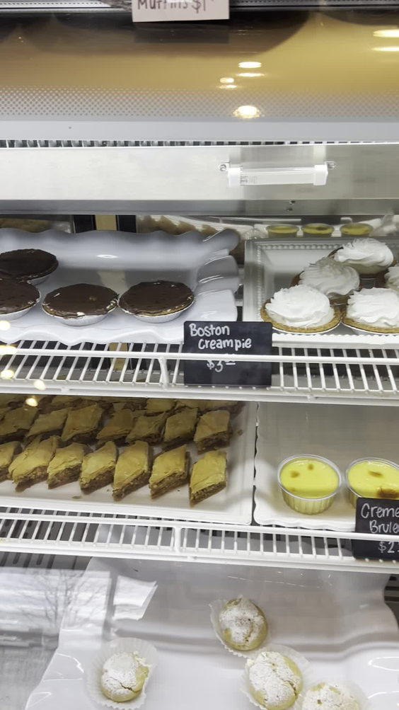 Mia's Bakery & Coffee Shop