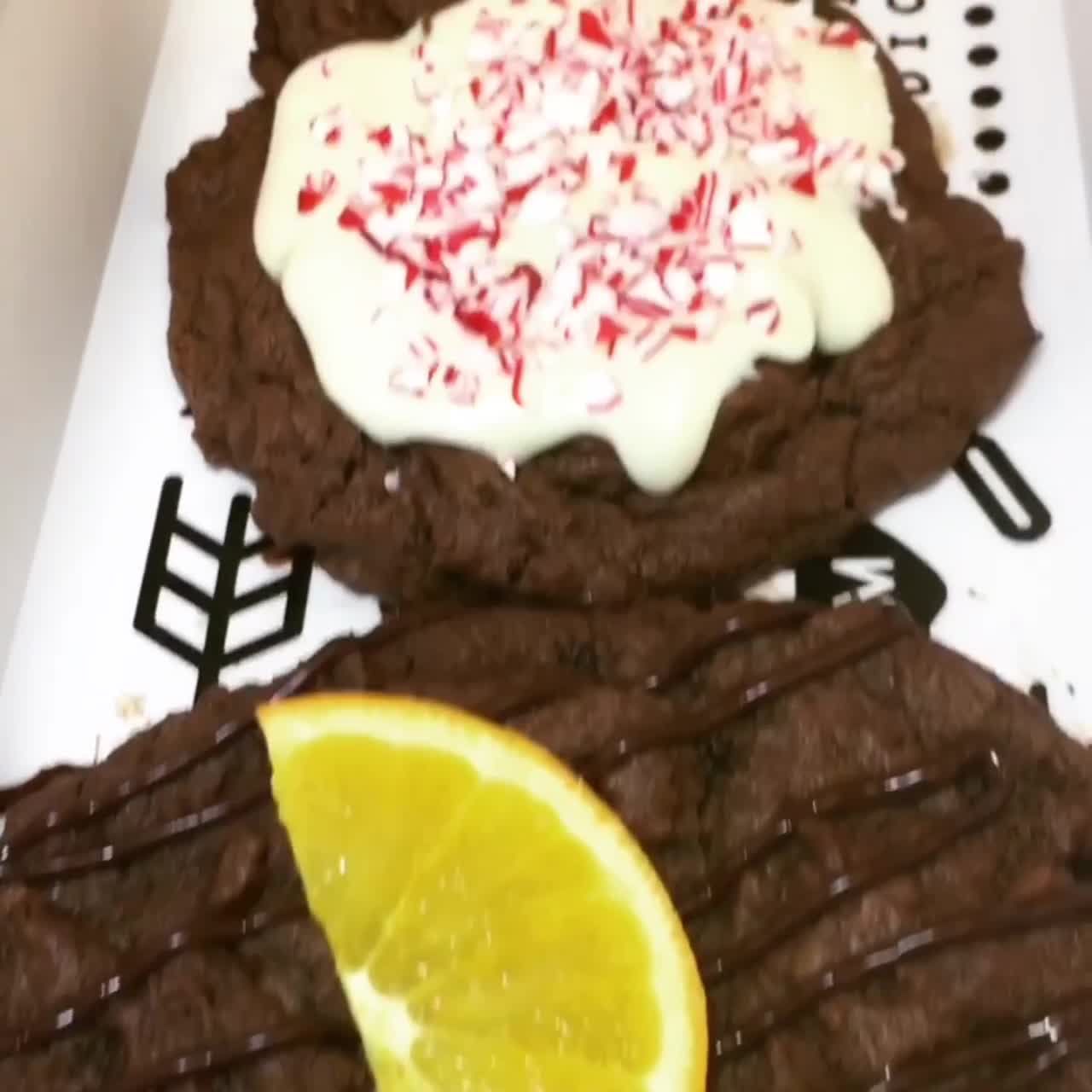 Video review of Crumbl