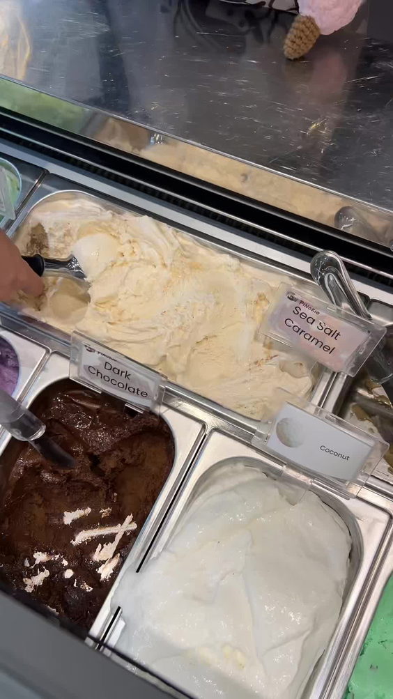 Pinokio gelato & sweets 