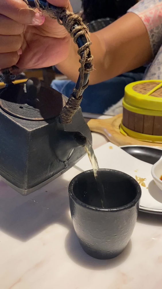 Wok N Roll