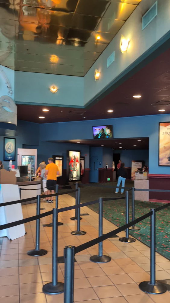 Metropolitan Camino Real Theater