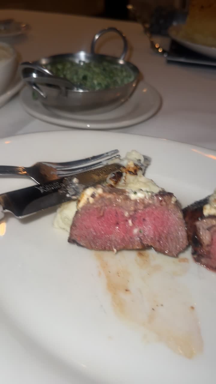 Video review of Morton's The Steakhouse