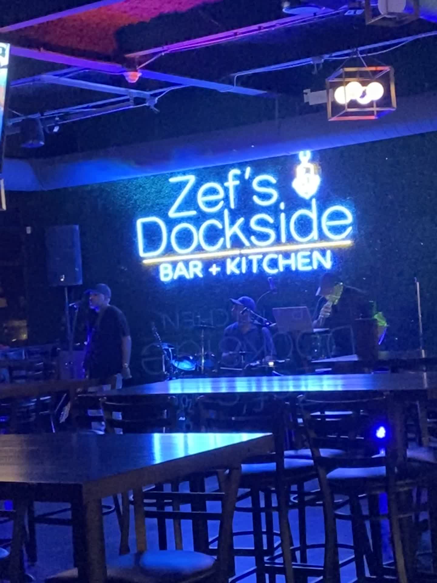 Zef's Dockside Bar & Kitchen