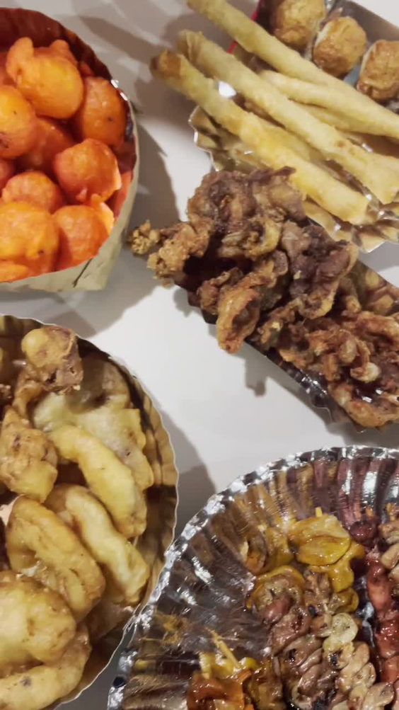 Mang Larry's Isawan