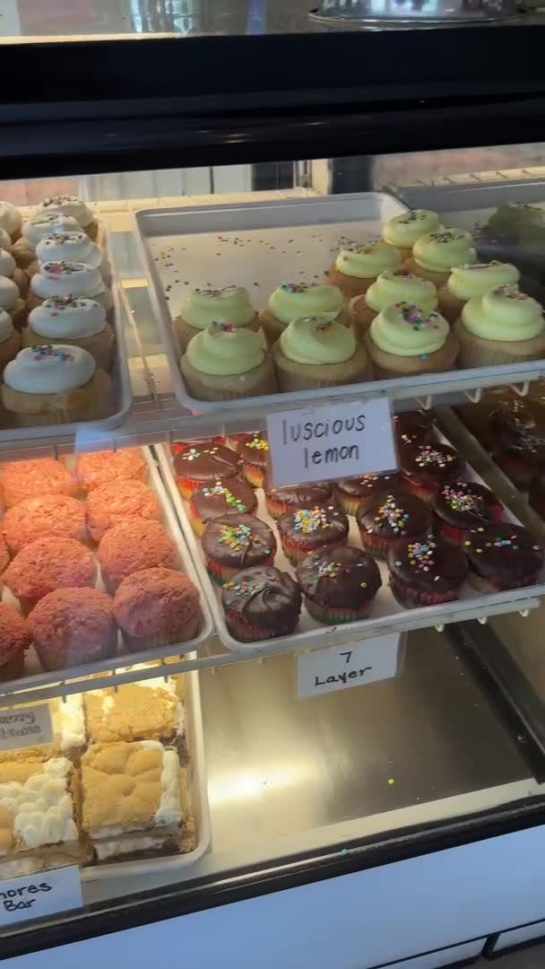 Video review of Little Cupcake Bakeshop