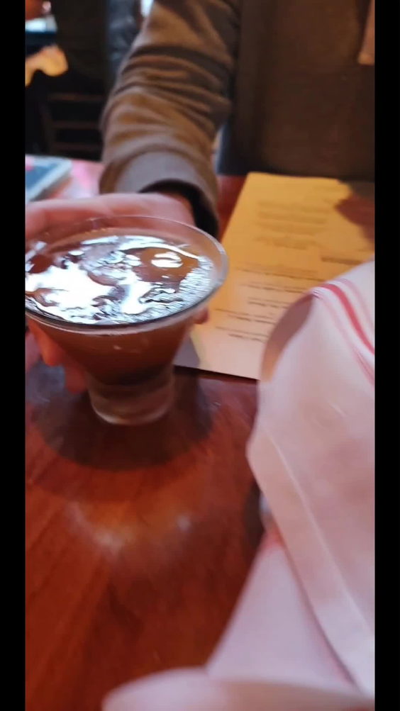 Fins Bistro