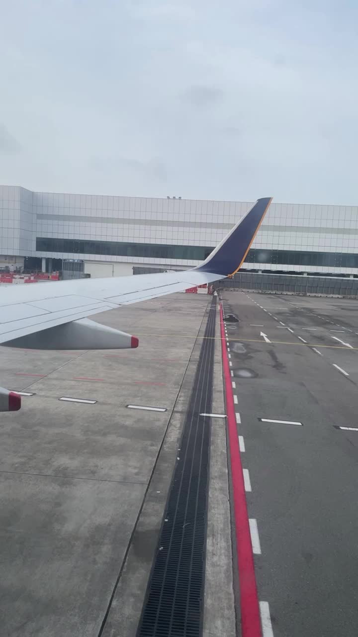 Singapore Changi Airport (SIN)