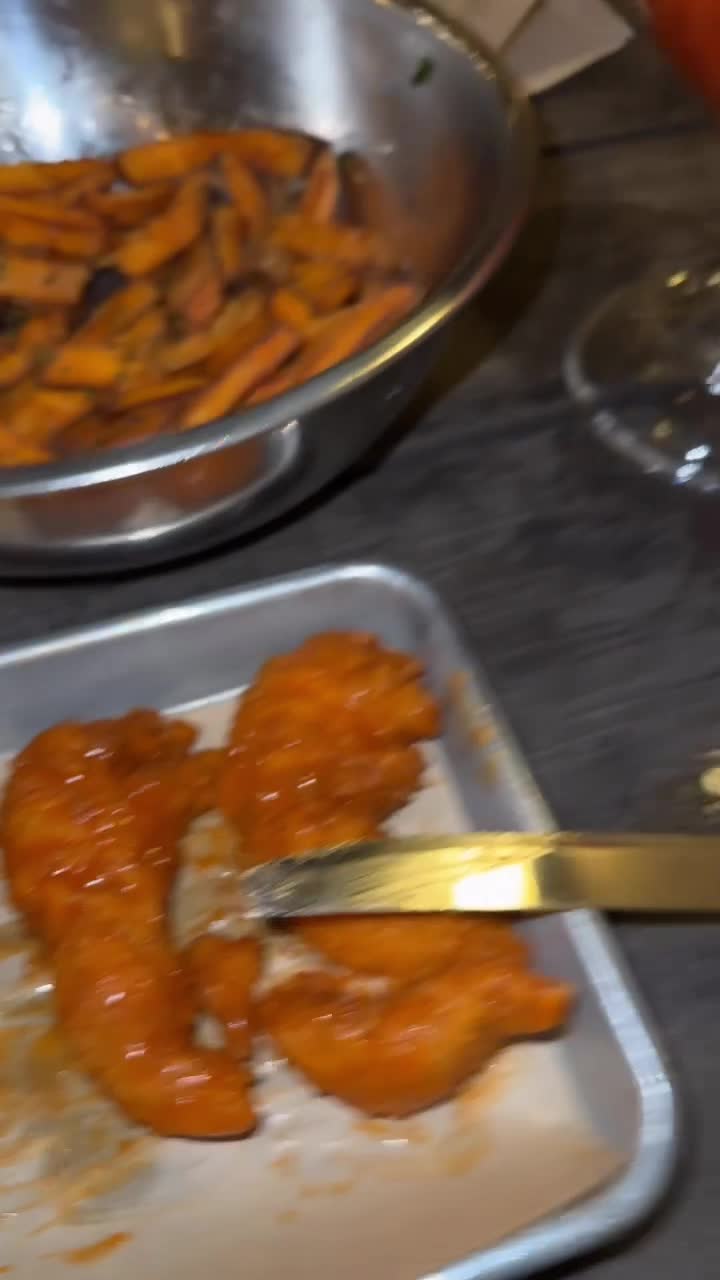 Video review of Hopdoddy Burger Bar