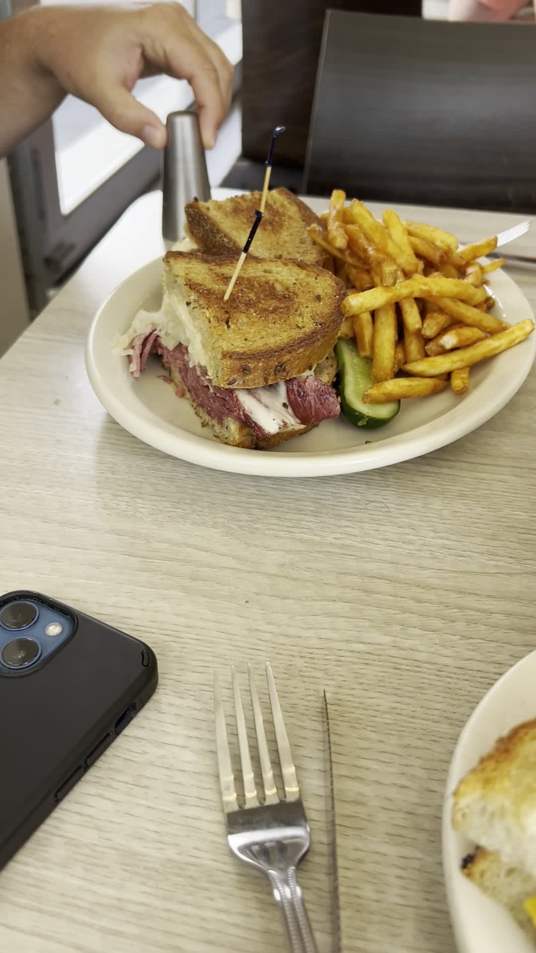 Video review of Top Hat Deli