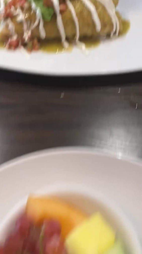 Broken Yolk Cafe