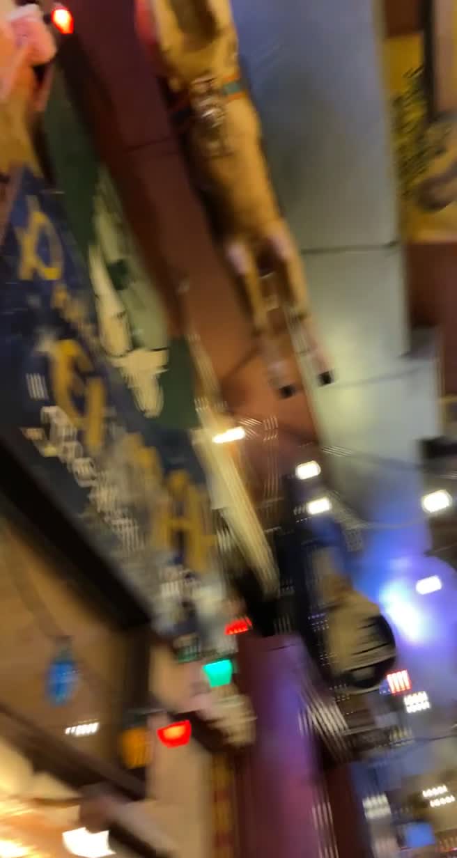 Video review of The Green Door Tavern