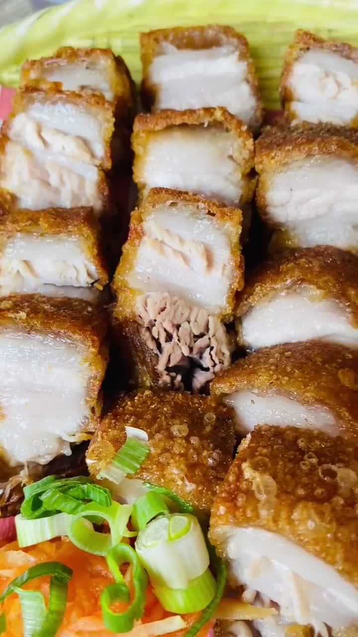 Video review of Casa Manila