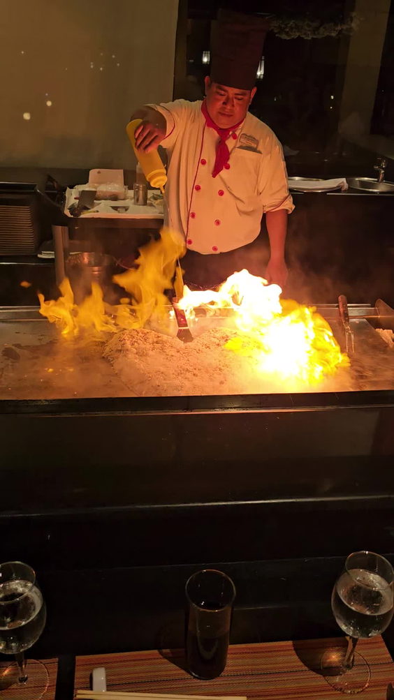 Mikado - Restaurante Japonés