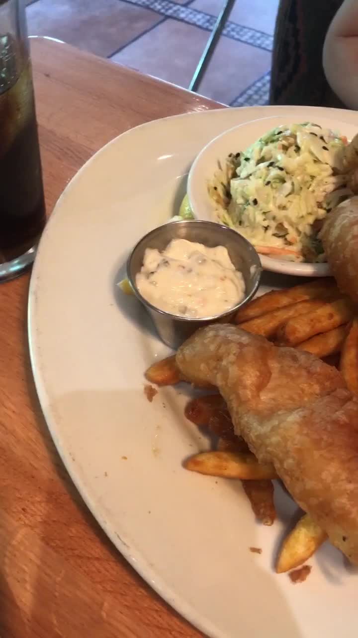 Oak Creek Brewery And Grill