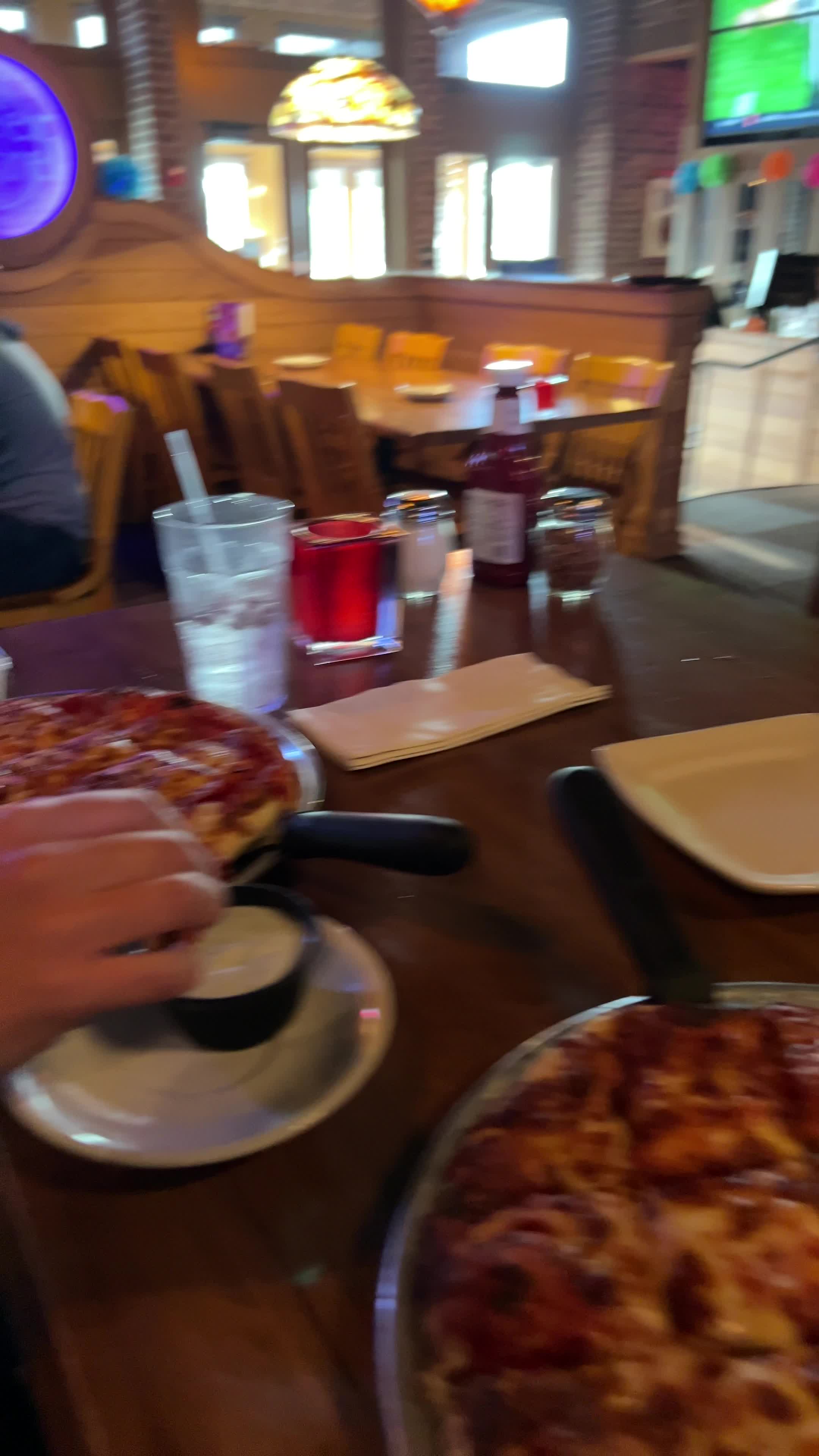 Beer Barrel Pizza & Grill