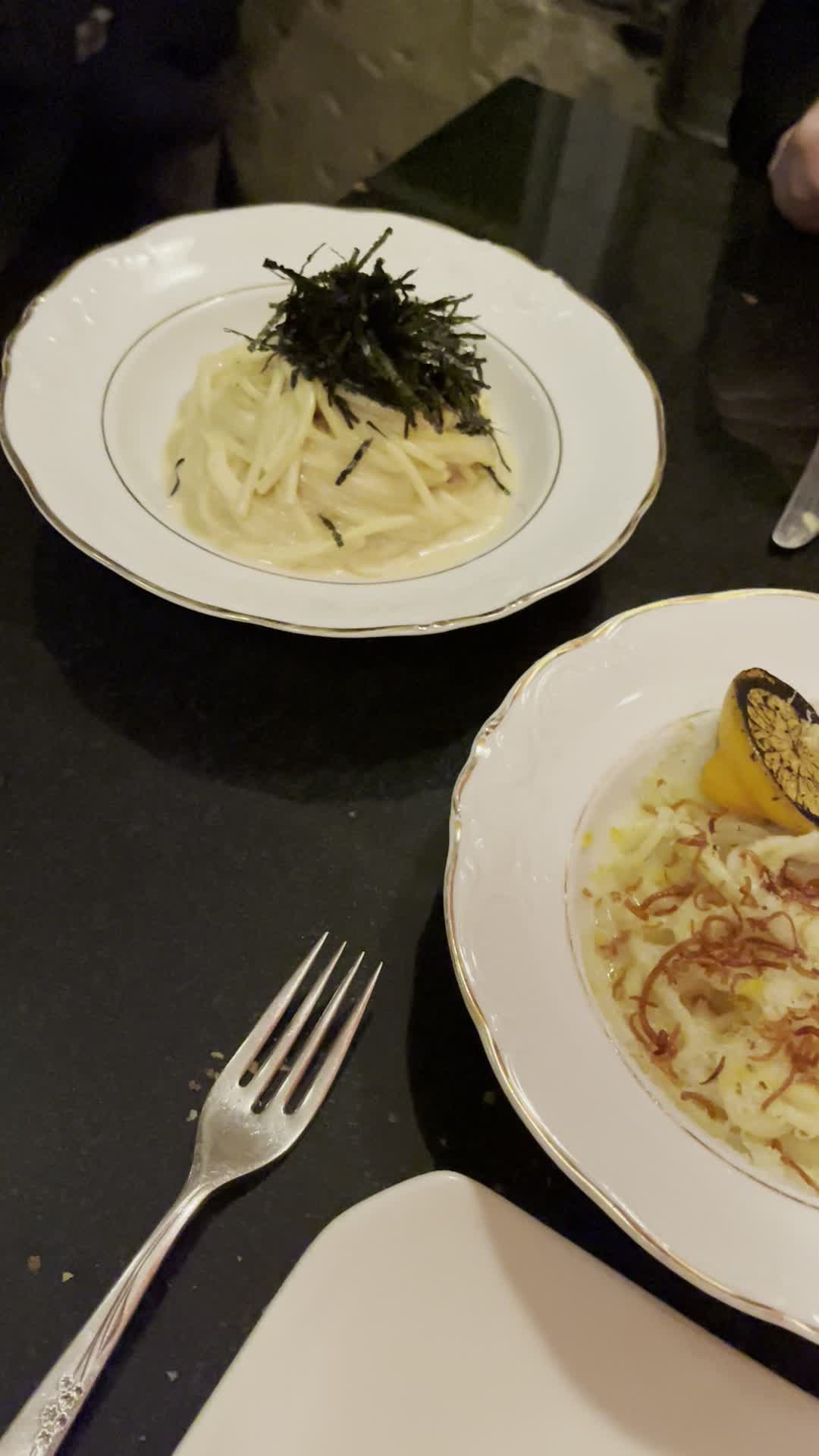 Video review of Rose's Luxury