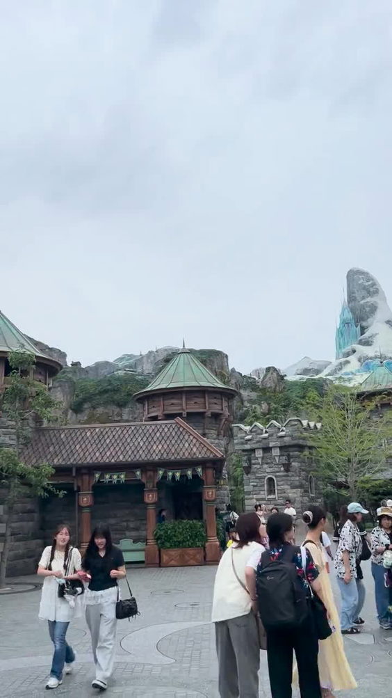 東京ディズニーシー (Tokyo DisneySea)