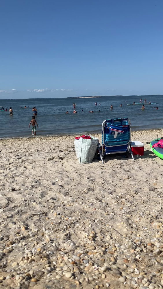 Meschutt Beach Hut