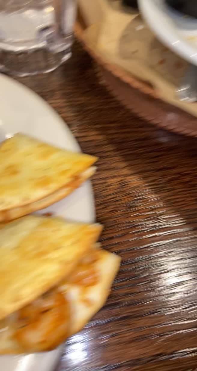 Video review of Chili's Grill & Bar